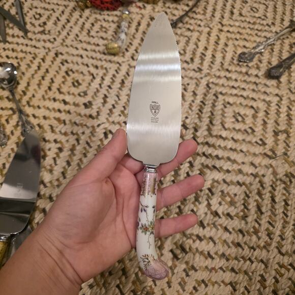 Vintage Prill Sheffield England Pie Cake Server Floral Purple Porcelain Handle. - Picture 7 of 16